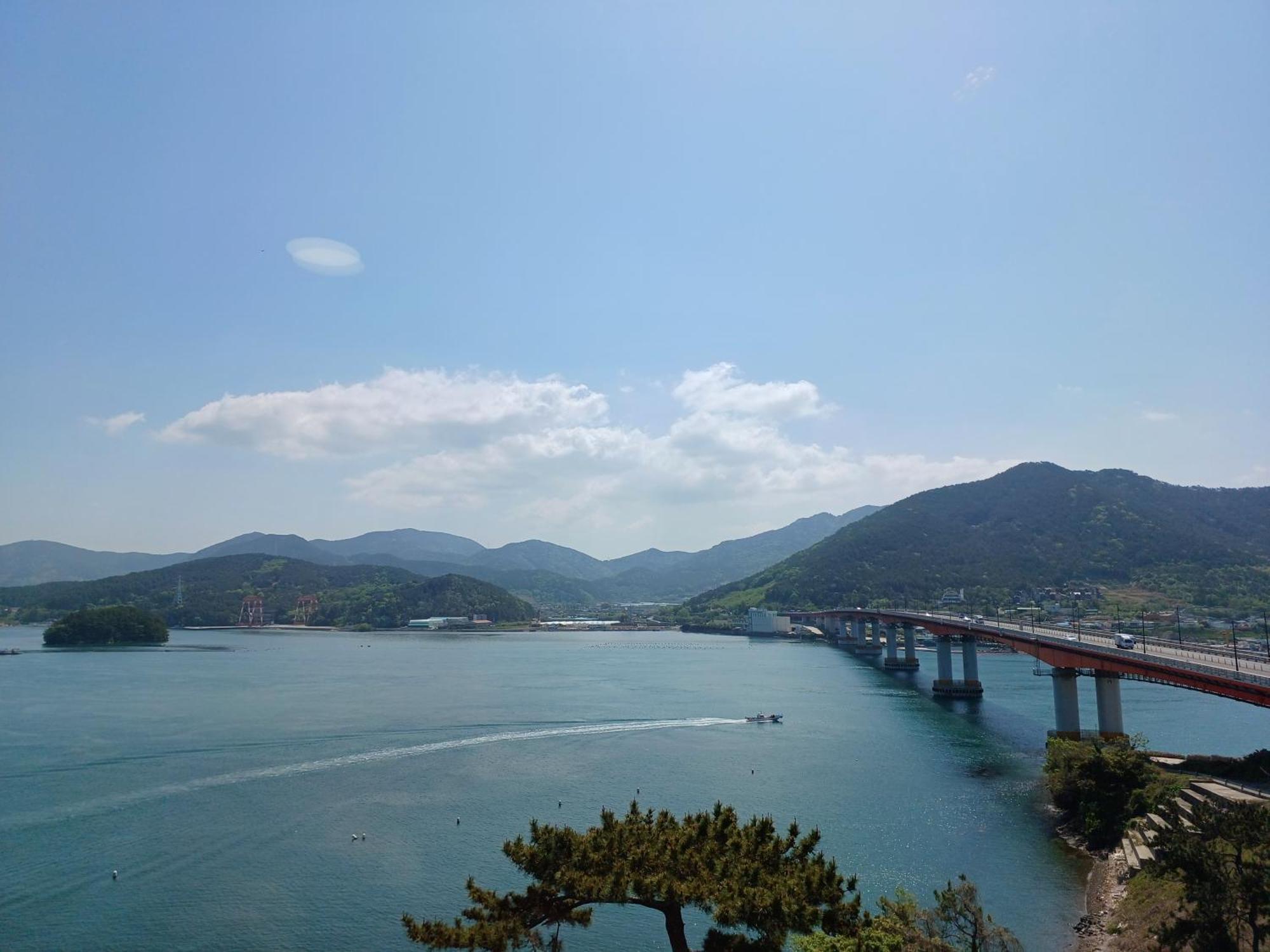 Tongyeong Bridge Hotel Ngoại thất bức ảnh